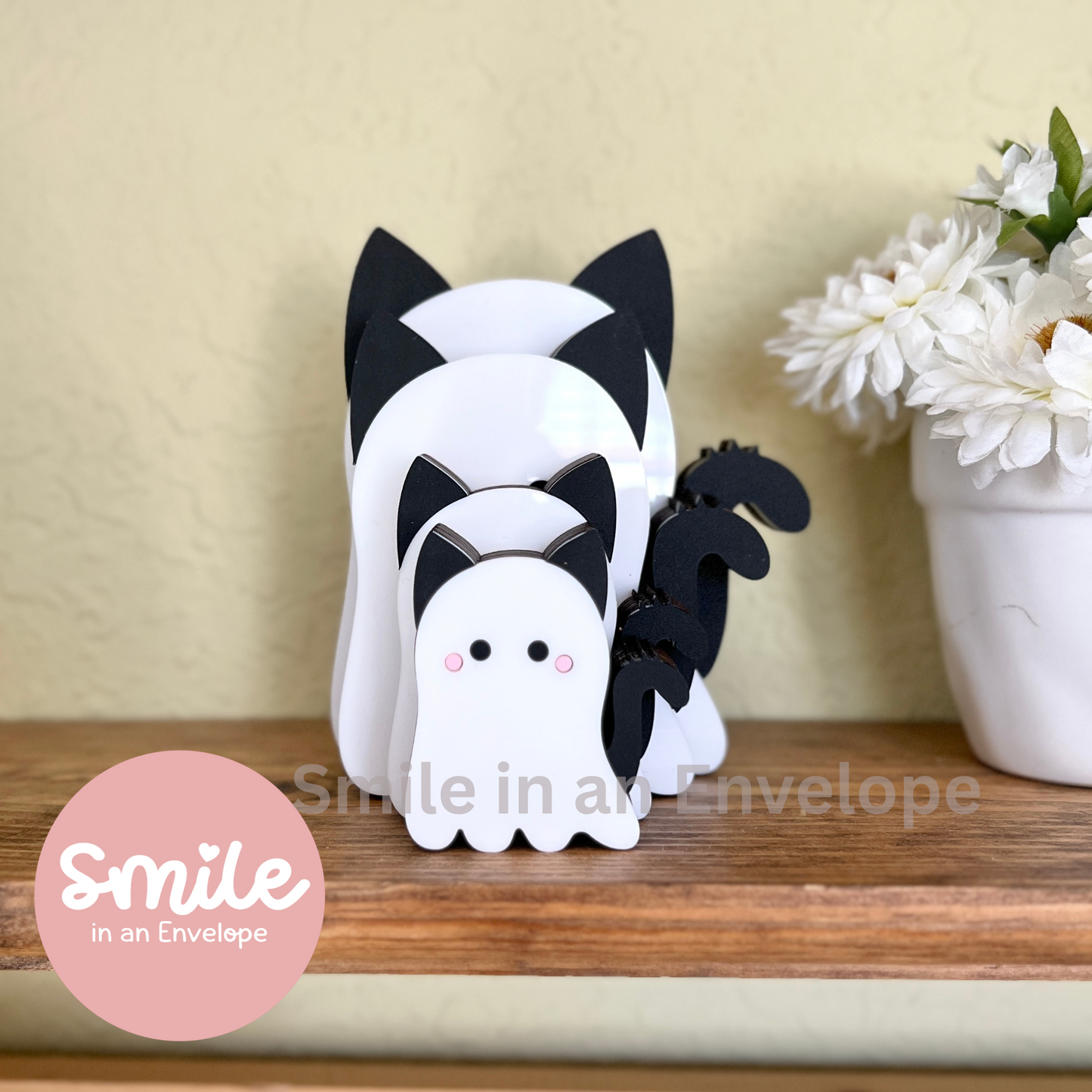 Kitty Ghost Shelf Sitter