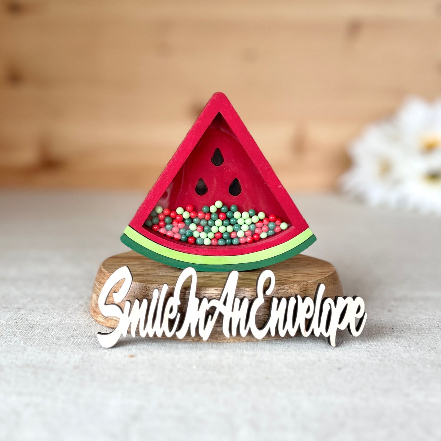 Watermelon wedge shaker - Red