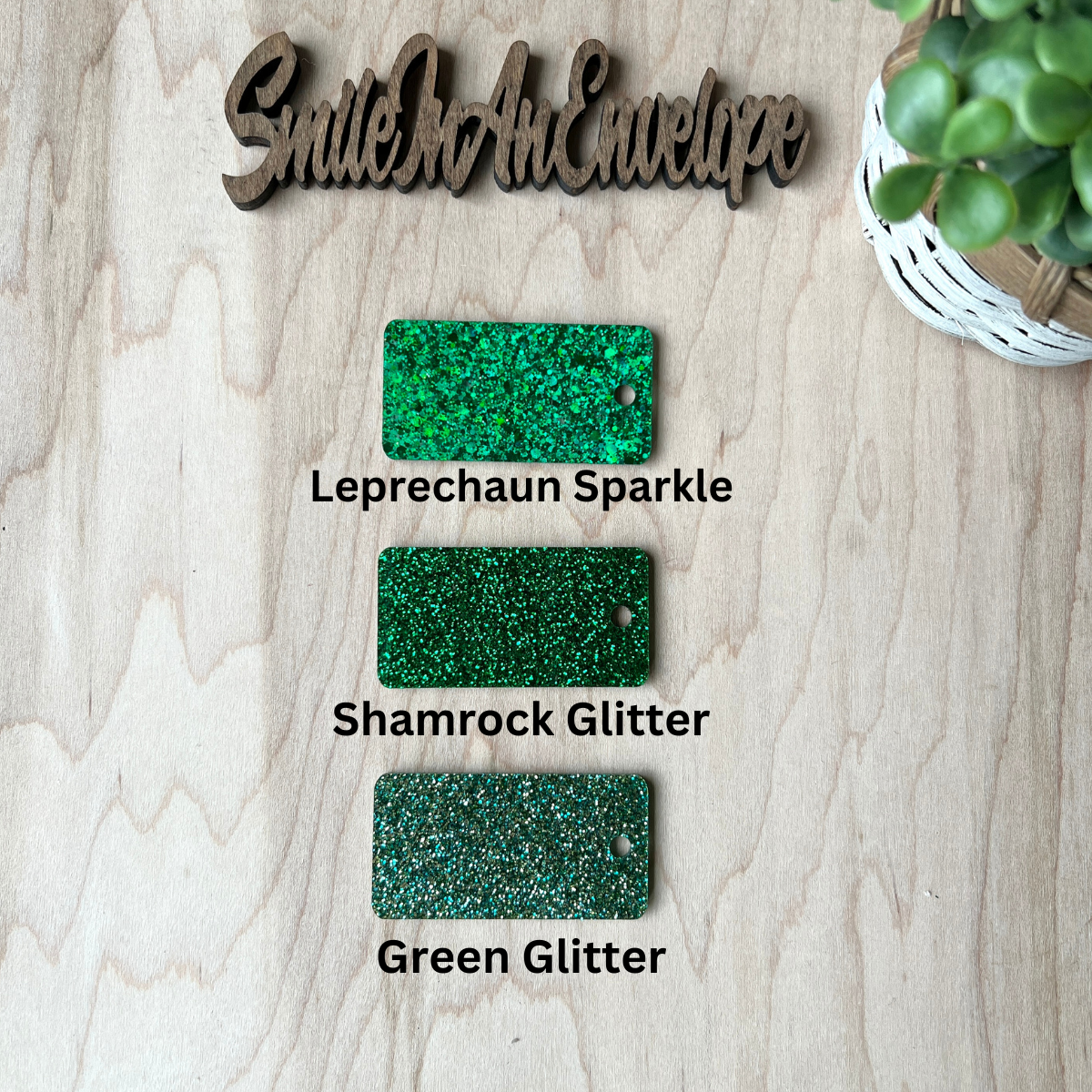 Shamrock shaker keychain