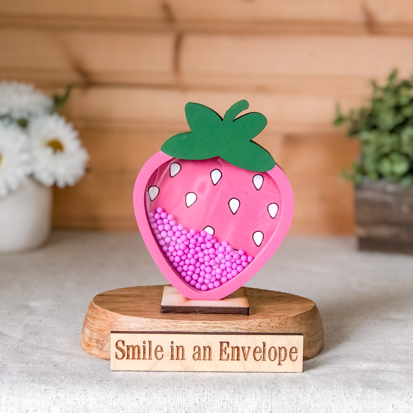 Strawberry shaker Pink + 1 base image 0