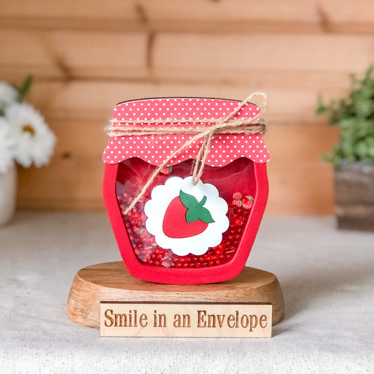 Strawberry Jam Shaker Red image 0
