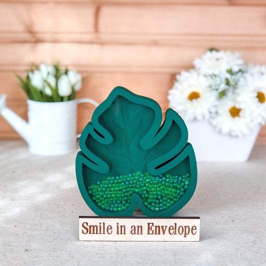 Monstera Leaf Shaker image 0