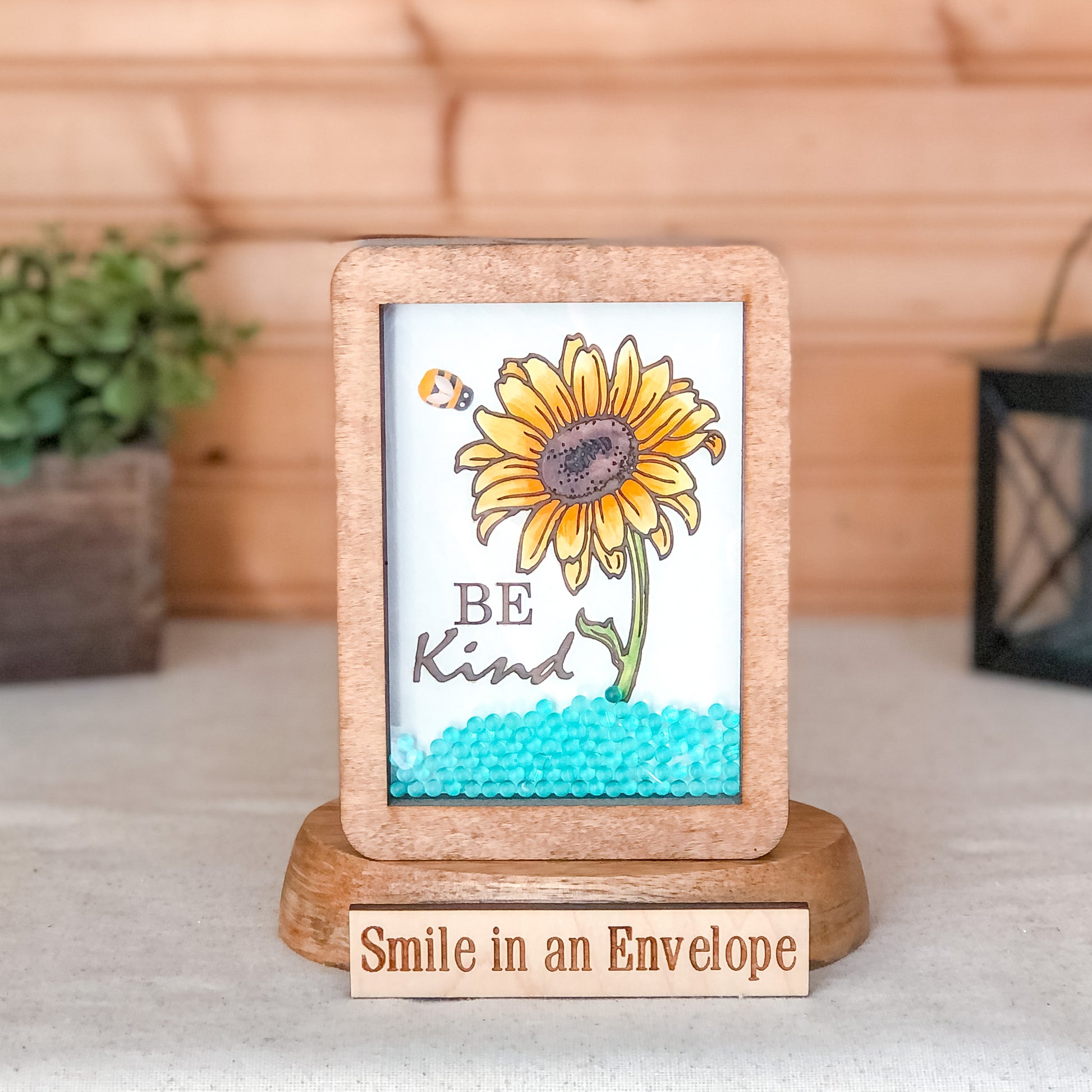 Sunflower shaker image 0