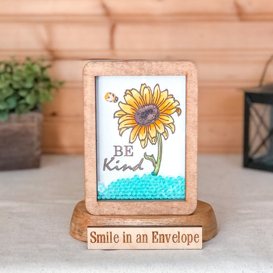Sunflower shaker image 0