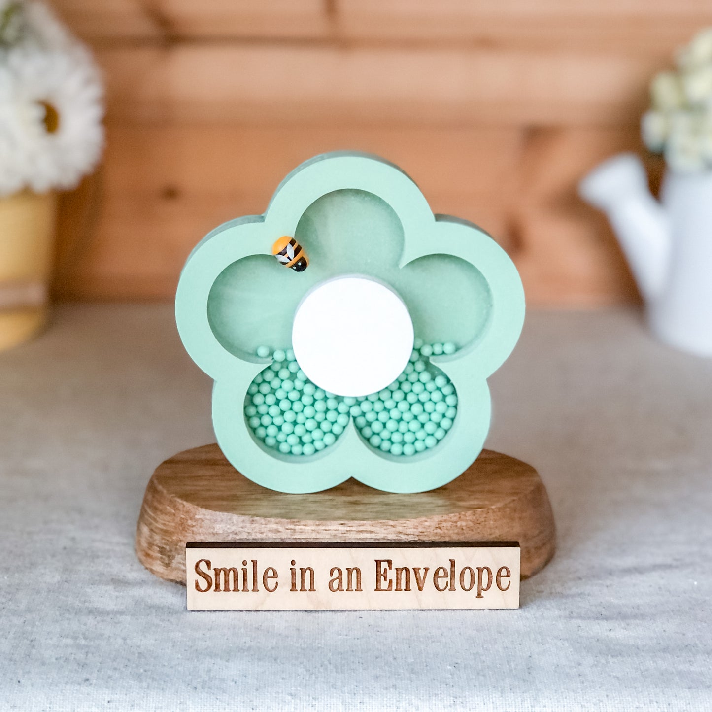 Daisy shaker - Mint Green image 0