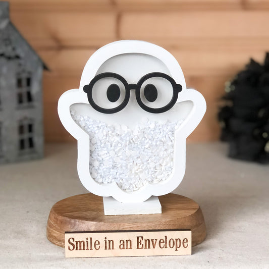 Ghost shaker- Glass image 0