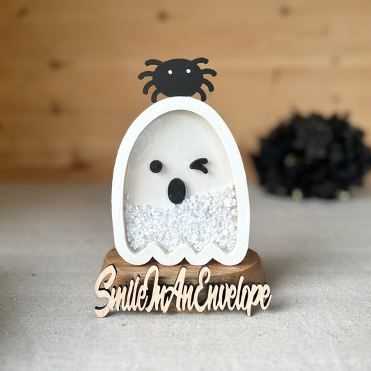 Ghost shaker with removeable Spider