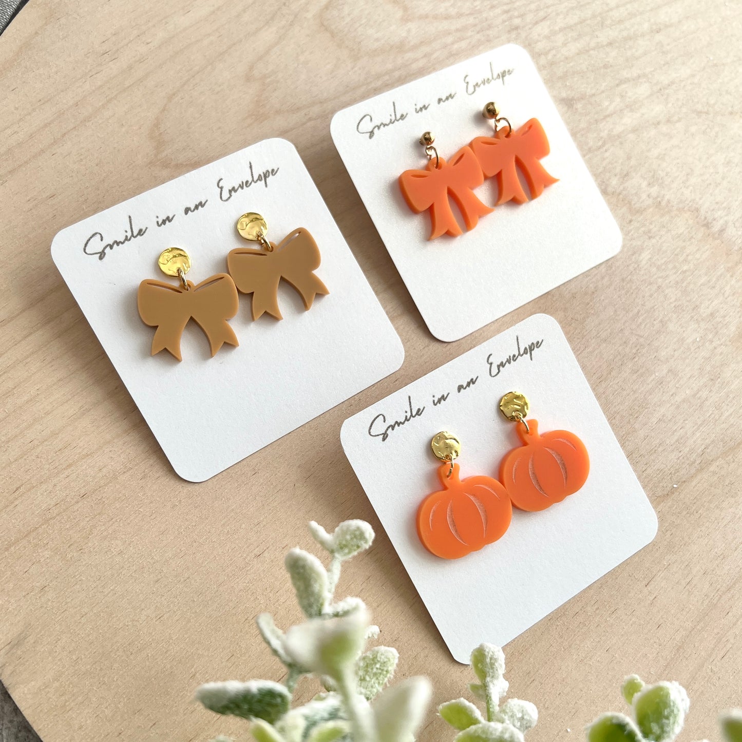 Bow Earrings Fall color