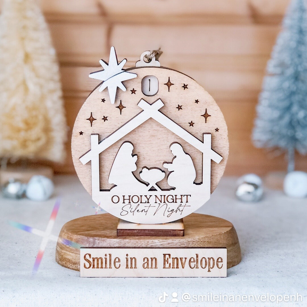 Nativity Countdown Ornament +base