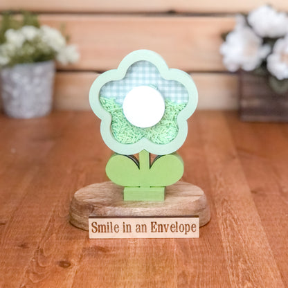 Spring Flower Shaker -Green image 0