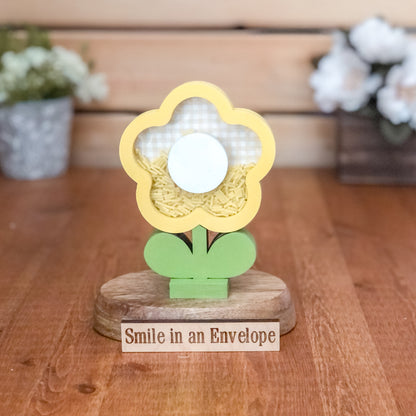 Spring Flower Shaker Yellow
