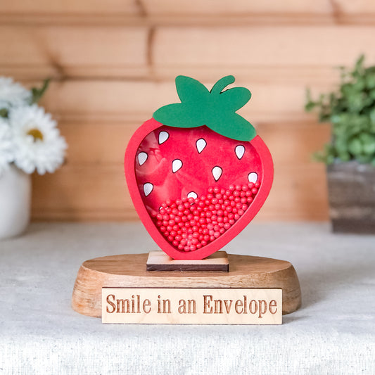 Strawberry shaker Red + 1 base image 0