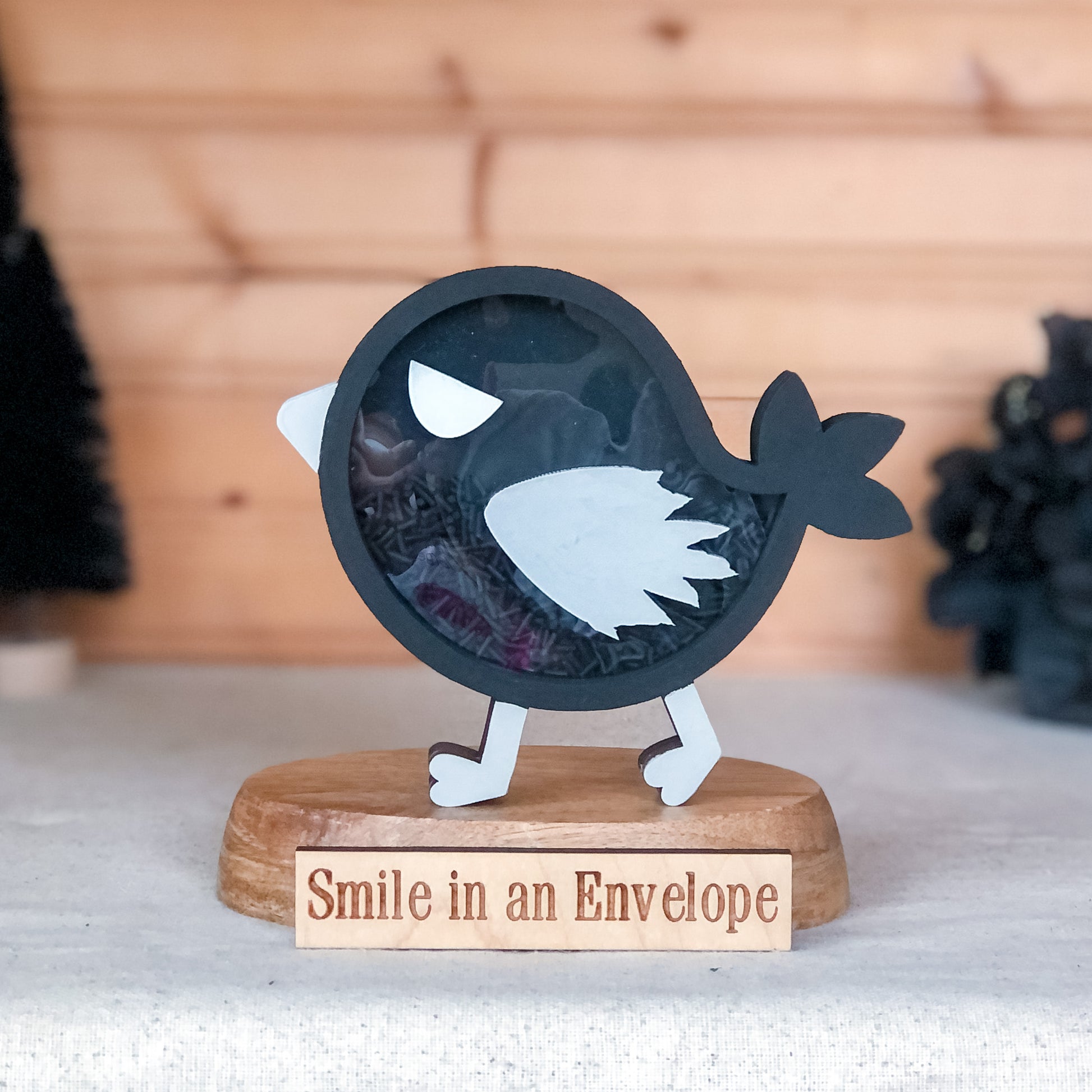 Black Bird shaker image 0