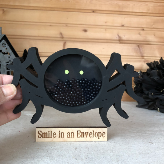 Sale item: Spider shaker C image 0