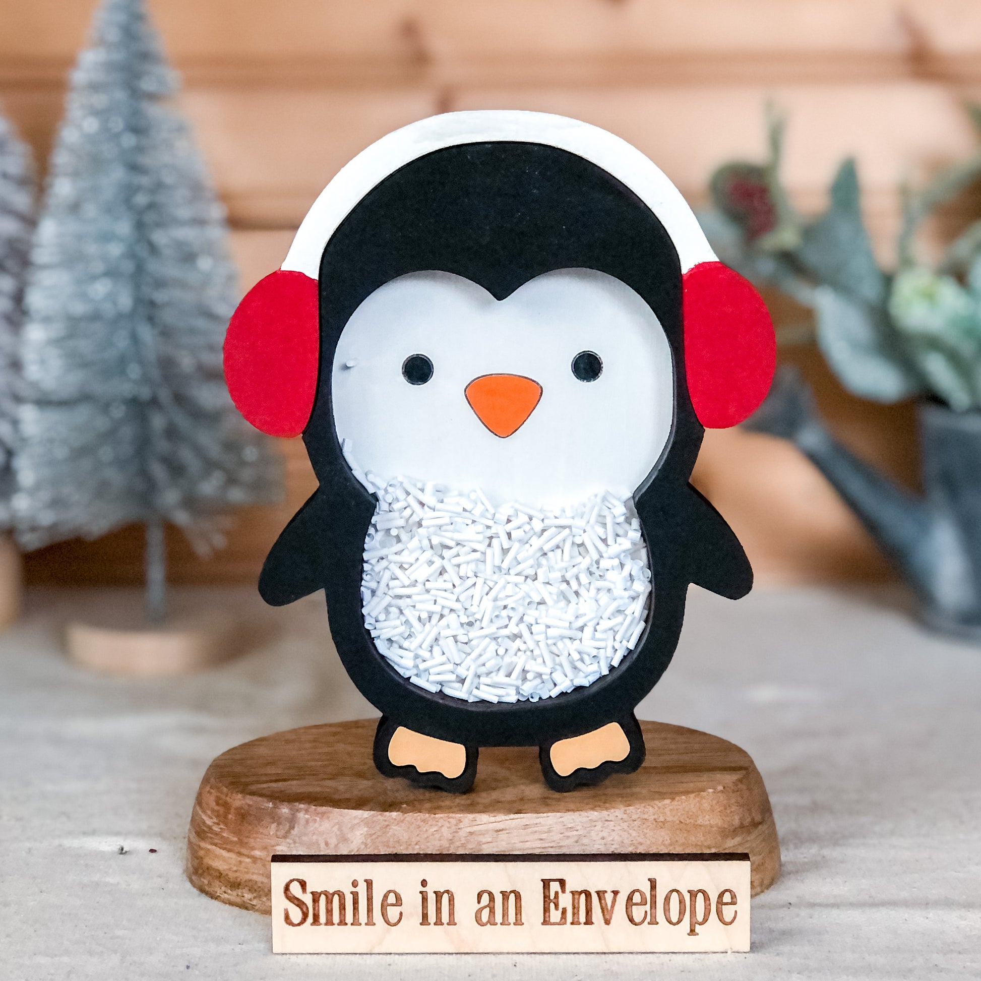 Penguin NO.2 shaker image 0